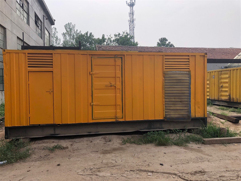 望谟柴油发电机如何判断新机油是否已经完全充满机油滤清器？