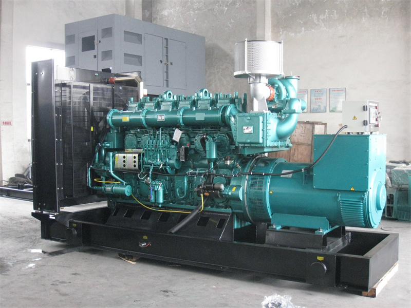望谟200KW 柴油发电机的油耗是多少？