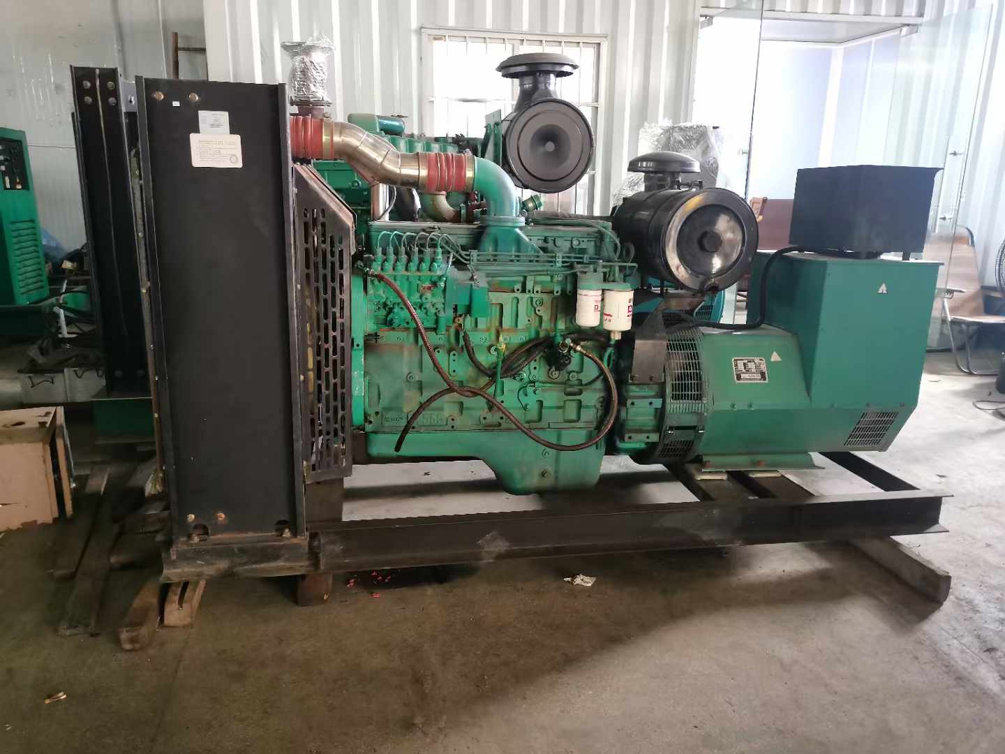 望谟发电机租赁如何确定电缆的承载电流是否在安全范围内？