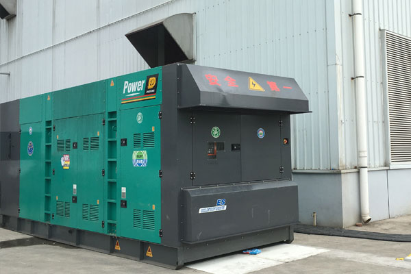 望谟燃油滤清器的更换流程是怎样的？