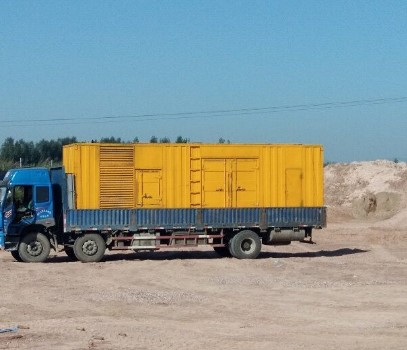 望谟发电机出租如何判断柴油发电机冷却液是否需要更换？