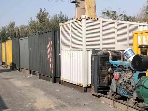 望谟200KW柴油发电机机组每小时油耗是多少？